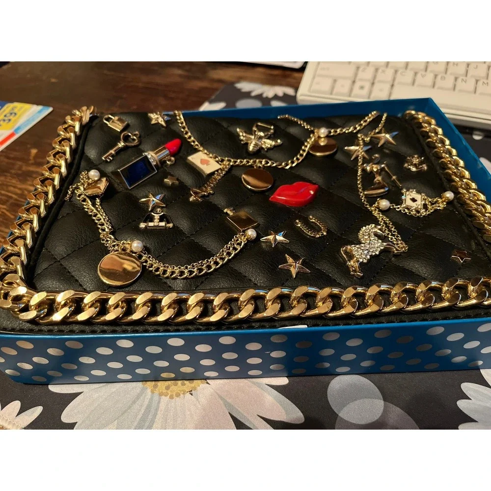 ALDO Black Quilted Handbag Embellished Gold Chain Charms‎ Lipstick Lips Heels - Picture 8 of 9